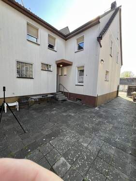 ansicht vom Hof - 6 Zimmer Einfamilienhaus in Roßdorf