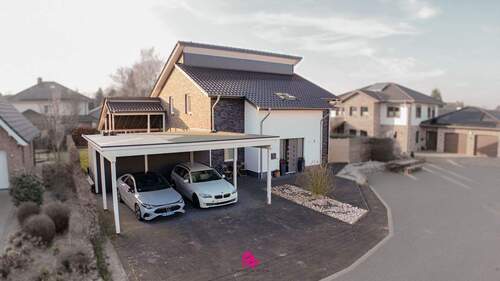 Modernes Einfamilienhaus - Charmantes Einfamilienhaus mit großzügigem Garten in Kettenkamp