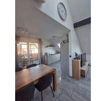 Hochwertige sehr helle Wohnung mit Dachterrasse, Balkon, Garage und zwei PkW-Stellplätzen in Xanten