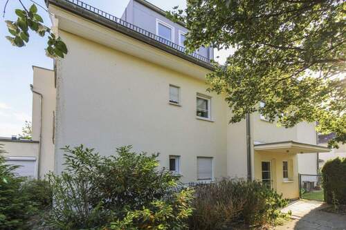 Außenansicht Hauseingang - 