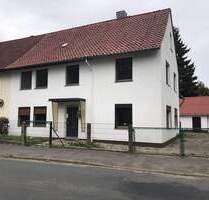 Gepflegte Doppelhaushälfte auf dem Land mit großer Lagerfläche - Einbeck Erzhausen