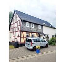 ***Einfamilienhaus in Gondershausen***Garten und Terrasse***Ausbaupotenzial***