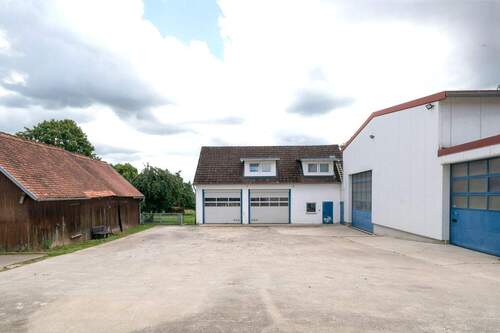 Werkstatt mit ELW - 