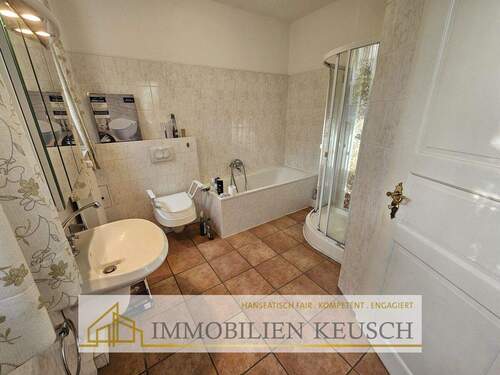 Dusch- und Wannenbad EG - 