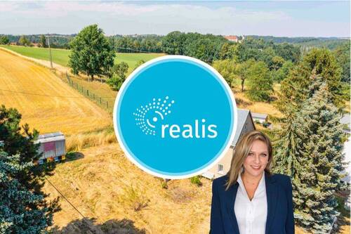 Startbild Internetportale - +++Renovierungsprojekt mit Persönlichkeit: Einfamilienhaus in Limbach-Oberfrohna zum Verkauf+++