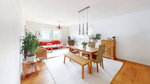 Zimmer 4 / Wohnküche OG - 