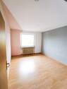Schlafzimmer - 2 Zimmer Etagenwohnung zum Kaufen in Köln