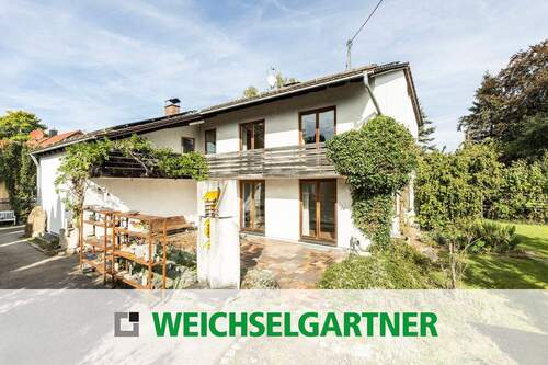 Im Alleinauftrag - Wohnen & Arbeiten - Freistehendes Einfamilienhaus mit Atelier in ruhiger Ortslage