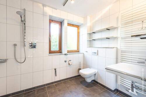 Duschbad Erdgeschoss - 