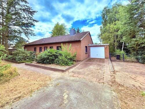 Seitenansicht Haus - 5 Zimmer Bungalow zum Kaufen in Rosche