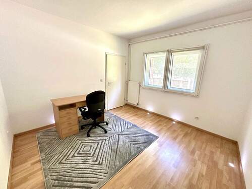 Gästezimmer/Büro - 3 Zimmer Etagenwohnung in Adendorf