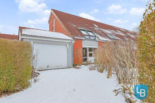 mit Garage - 3 Zimmer Reihenendhaus zum Kaufen in Kiel