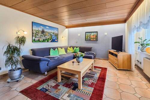 Wohnzimmer Obergeschoss - 8 Zimmer Mehrfamilienhaus, Wohnhaus in Troisdorf