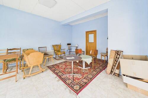 Zimmer - Mehrfamilienhaus, Wohnhaus mit 266,90 m&sup2; in Bernkastel-Kues / Wehlen zum Kaufen