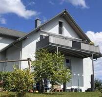 79777 Berau-Familien aufgepasst! Wohnen wie im eigenen Haus: 6 Zi. Whg. mit Freizeitgrundstück - Ühlingen-Birkendorf