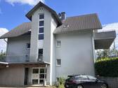 Hauseingang-4 Familienhaus - 