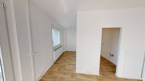 Blick zur Schlafnische - 1 Zimmer Etagenwohnung zur Miete in Chemnitz