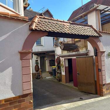 Außenansicht - 5 Zimmer Reihenmittelhaus zum Kaufen in Thüngersheim