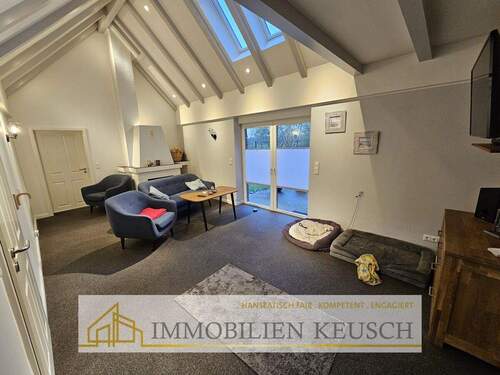 Helles Kaminzimmer - 