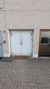 Lastenaufzug außen - Halle in Barsbüttel zur Miete