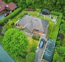 Wohnen am Waldrand und mitten im Dorf - Haus mit Wintergarten und Ausbaureserve in Handeloh