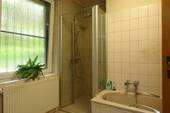 Dusche mit niedriger Kante - 