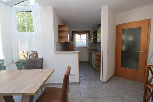 Essen - Blick zur Küche - 