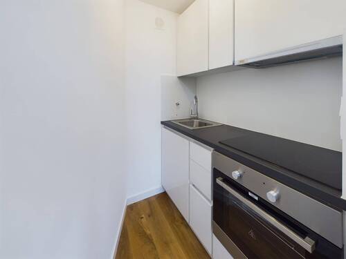 Einbauküche - 1 Zimmer Etagenwohnung in München