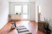 Wohnbereich Vergleichswohnung - 1-Raum-Wohnung mit Balkon nahe Vita-Center
