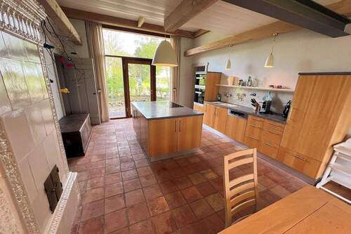 Wohnküche mit großer Fensterfront (linke DHH) - 