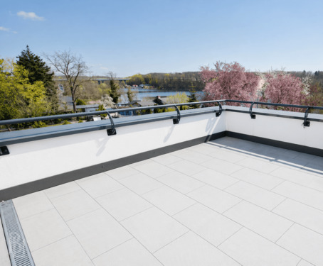 Dachterrasse Blick zum See - 