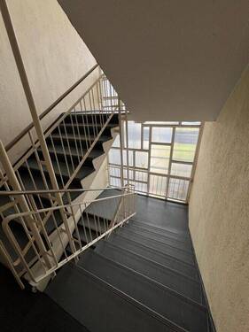 Treppenhaus_Etage (2) - 