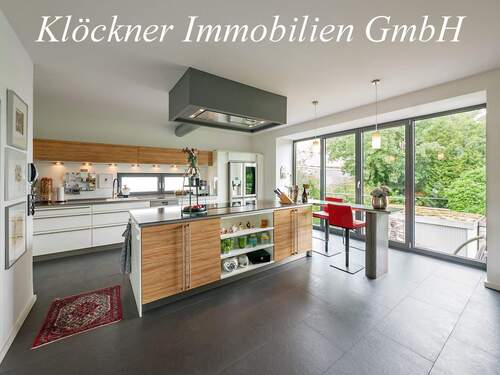 Küche - 7 Zimmer Einfamilienhaus zum Kaufen in Saarbrücken