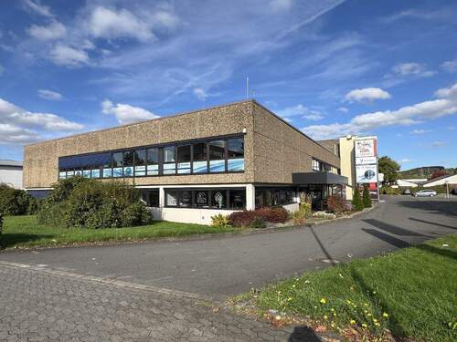 Eingang seitl. und Schiebetür - 3 Zimmer Büro zur Miete in Hagen