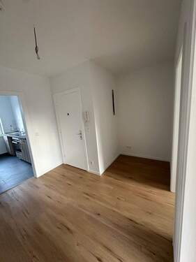 Eingangsbereich - NEU Saniert, HH-Farmsen, 2,5 Zimmer Wohnung im 2.OG mit Balkon !Bitte beachten Sie unsere Fragen!