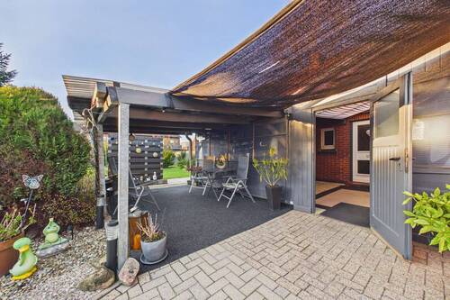 Terasse - 4 Zimmer Doppelhaushälfte in Neuenhaus