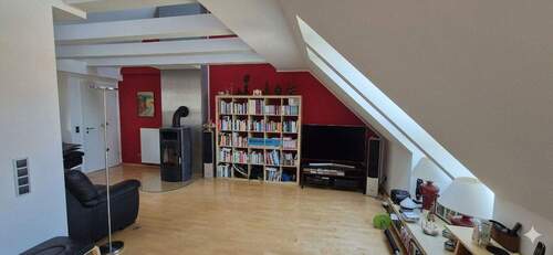 Wohnzimmer DG mit Kamin - 