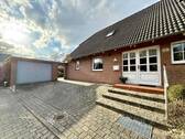 Vorderansicht - 8 Zimmer Einfamilienhaus zum Kaufen in Uelzen