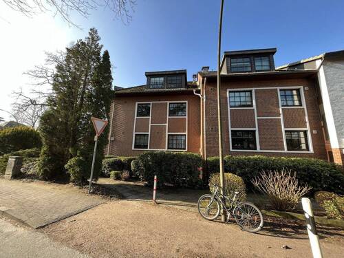 Gebäude - Sasel, schöne 4 Zimmerwohnung mit Tiefgarage in zentraler Lage