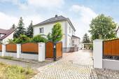 Herzlich Willkommen - Stattliches Einfamilienhaus in Falkensee