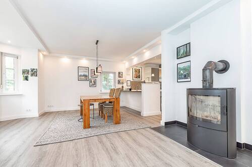 Essbereich mit Kamin - 