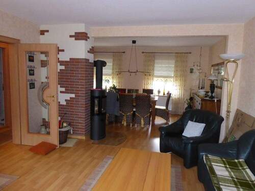 EG WohnEssbereich - Kleines Raumwunder als Reihenmittelhaus in Oberricklingen Wohnen auf 3 Ebenen mit Vollkeller