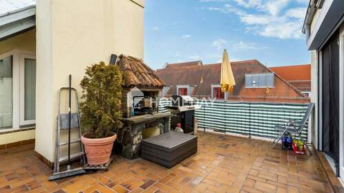 DG Dachterrasse 2 - Mehrfamilienhaus, Wohnhaus mit 330,00 m&sup2; in Sulzbach am Main zum Kaufen