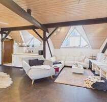 Sonnige Dachwohnung mit offenem Wohnbereich, Kamin und Wintergarten! Ihr Rückzugsort! - Radolfzell am Bodensee