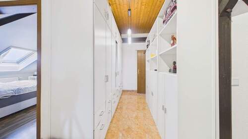 Begehbahrer Schrank - 