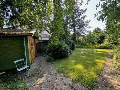 Grosses Grundstück .jpg - Bungalow mit 160,00 m² in Offenburg zum Kaufen