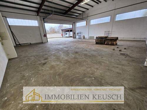 Große helle Halle - 