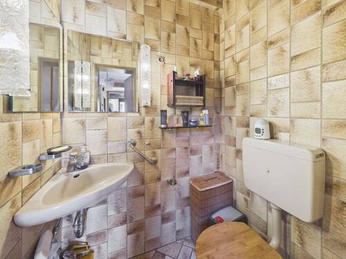 Gäste-WC - Einfamilienhaus mit 220,00 m&sup2; in Dortmund zum Kaufen