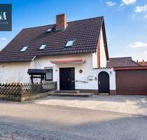 Sehr gepflegtes Wohnhaus in ruhiger Sonnenlage - vielseitig nutzbar als Ein- oder Zweifamilienhaus - Kulmbach