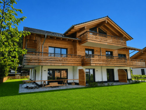 Titelbild - Exklusive Erdgeschosswohnung mit Garten – Wohnen mit Stil und Komfort